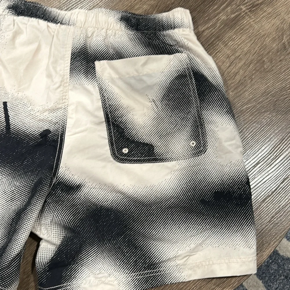 Unique UO Print 5” Swim Short